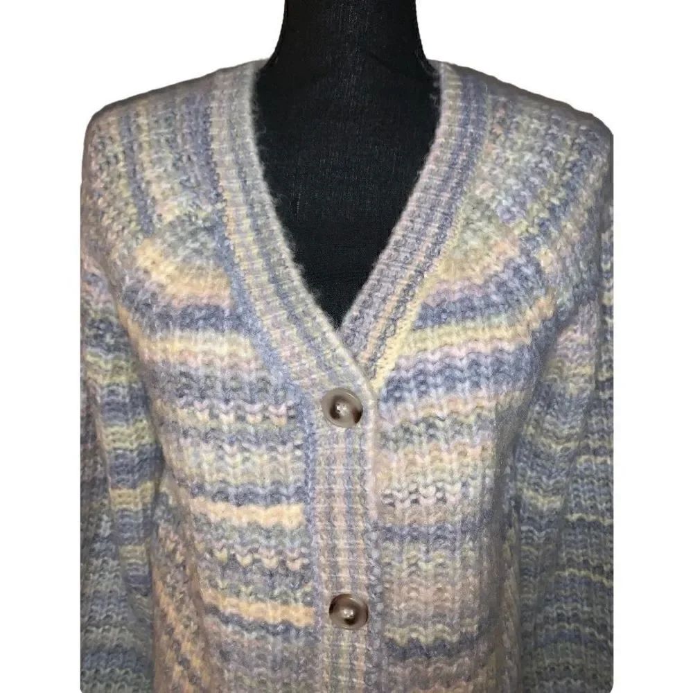 Jessica Simpson Cropped Cardigan - Picture 2 of 6